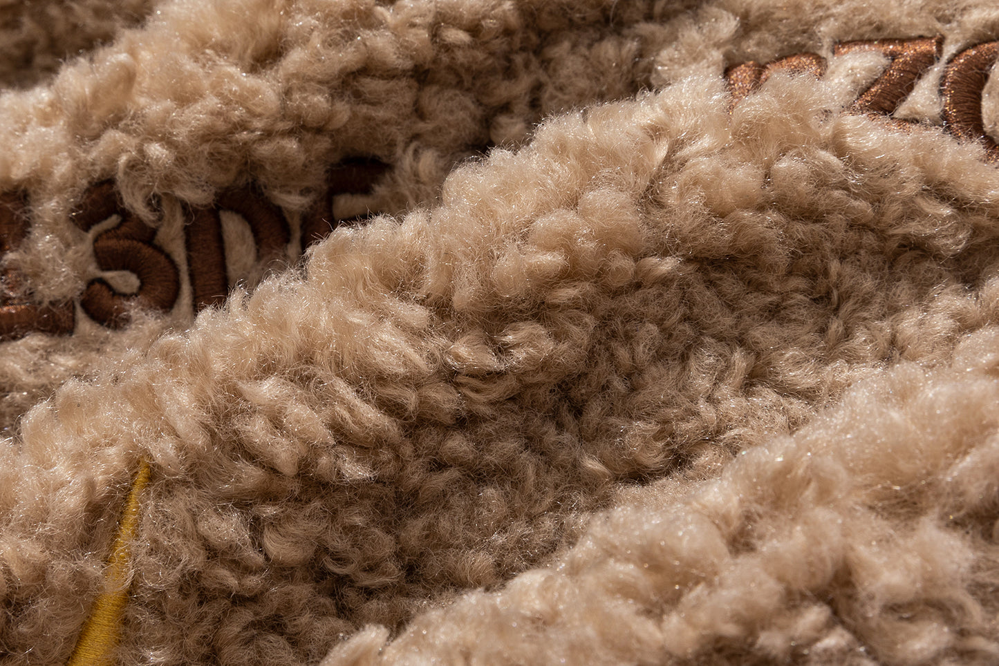 13DE MARZO ToBeMarzoBear Pet Cape Brown