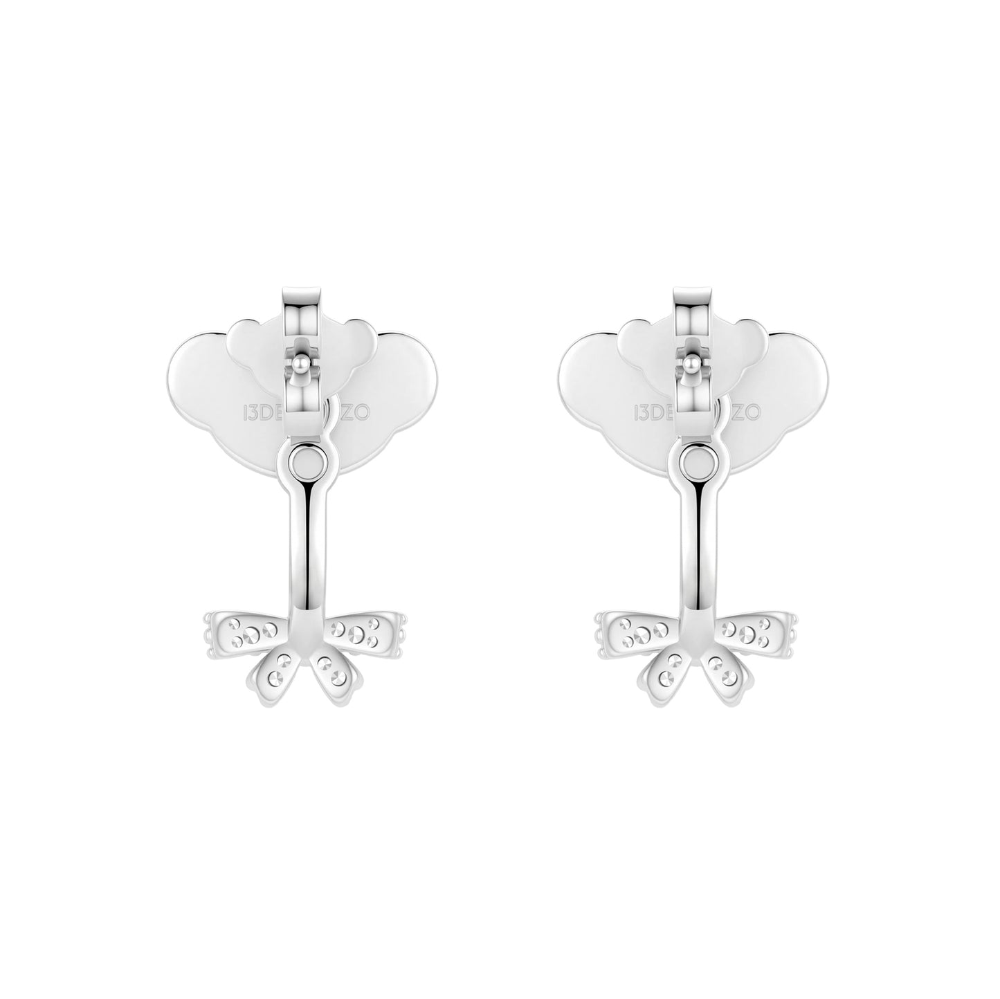 13DE MARZO Mini Bear Bow Tie Studs