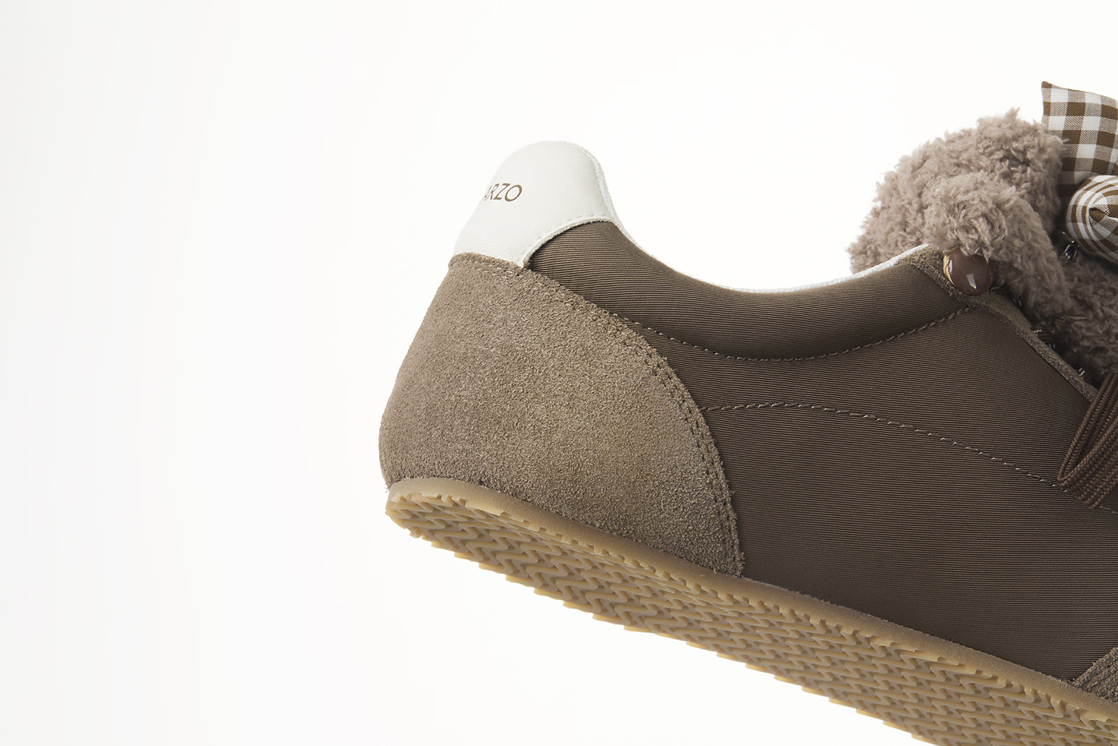13DE MARZO Bear Plush Sneakers Brown - 13DE MARZO