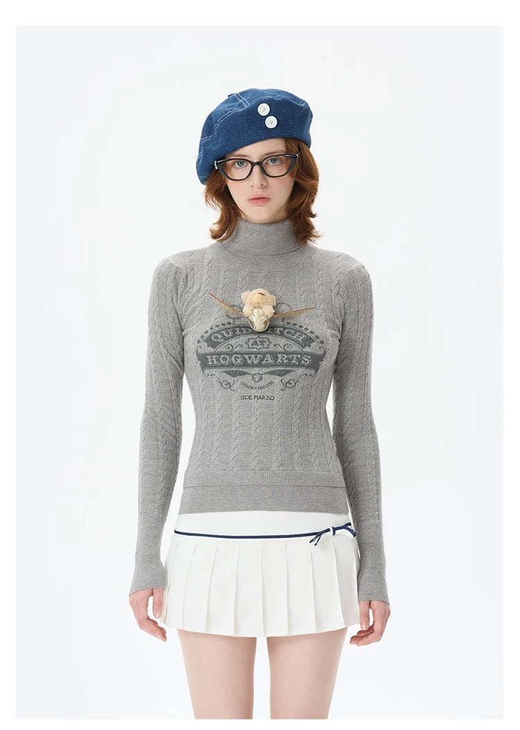 Harry Potter × 13DE MARZO Quidditch Bear High Neck Sweater - 13DE MARZO