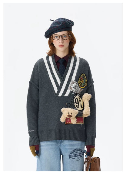 Harry Potter × 13DE MARZO Platform 9¾ Bear V-neck Sweater - 13DE MARZO