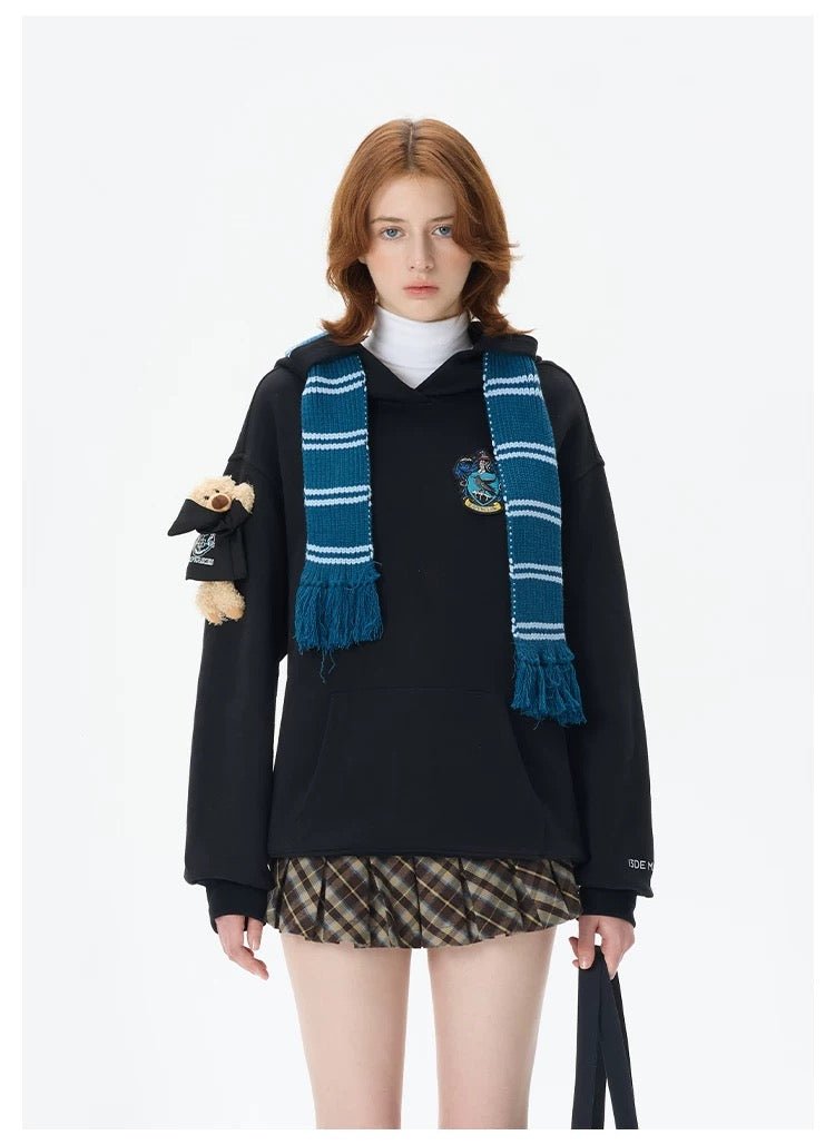 Harry Potter × 13DE MARZO Hogwarts Four Houses Bear Scarf Sweater - 13DE MARZO