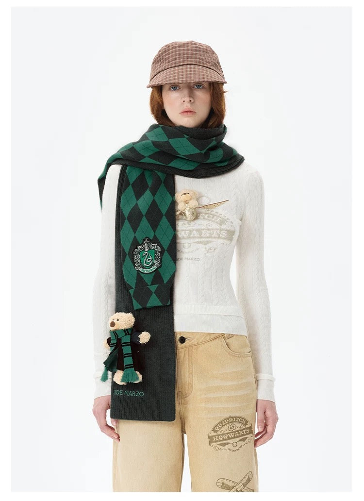 Harry Potter × 13DE MARZO Hogwarts Four Houses Bear Scarf - 13DE MARZO