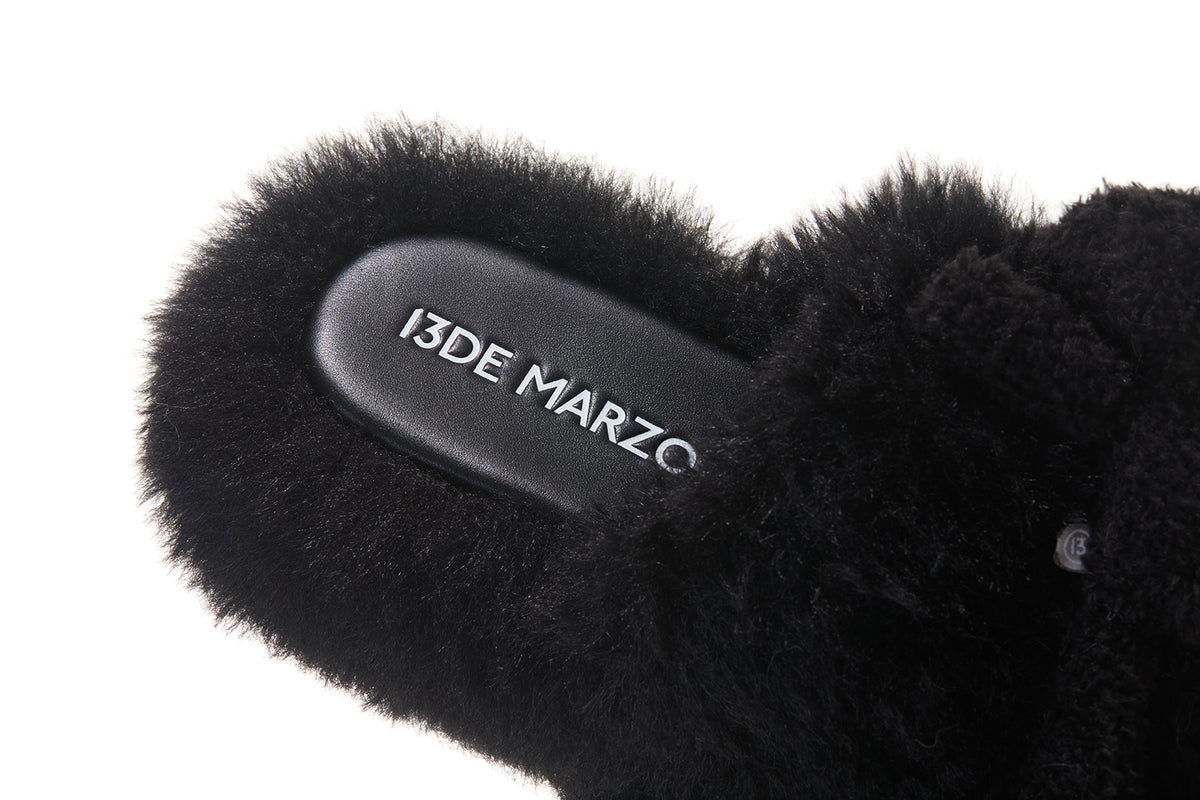 13DE MARZO Furry Single Strap Slippers Black