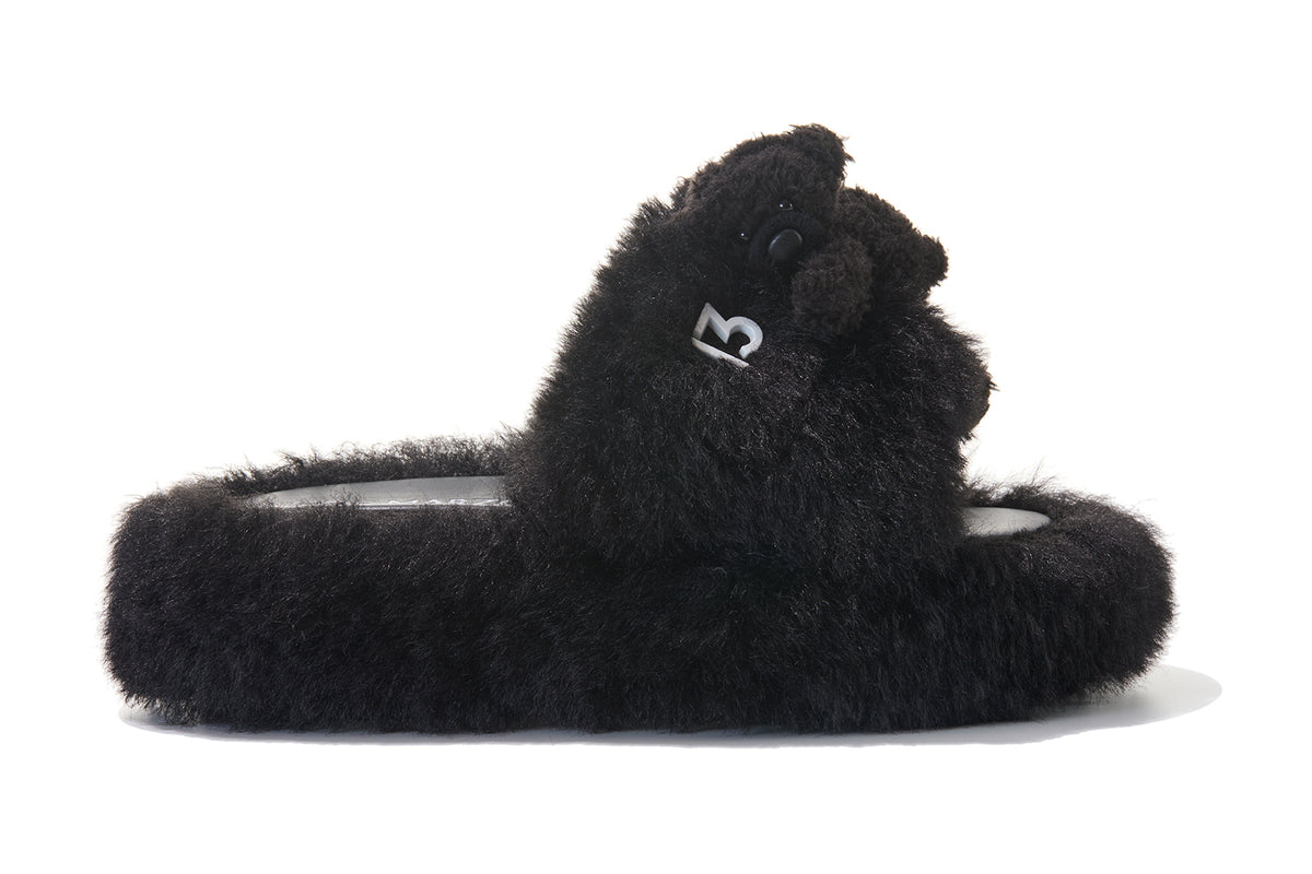 13DE MARZO Furry Single Strap Slippers Black
