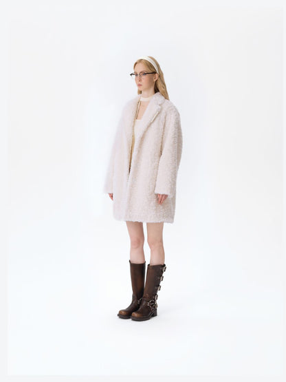 13DE MARZO Bear Fuzzy Long Coat Beige - 13DE MARZO