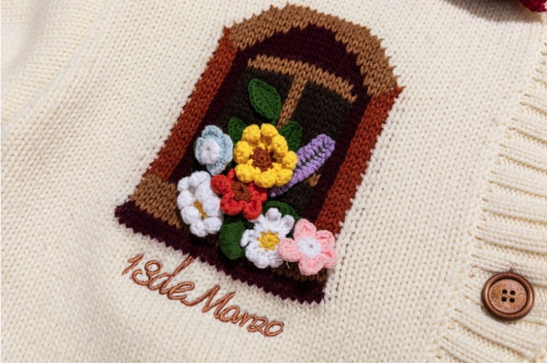 13DE MARZO Bear Window House Cardigan - 13DE MARZO