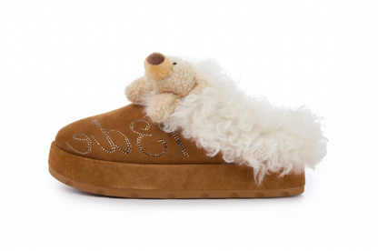 13DE MARZO Logo Fuzzy Snow Slippers Khaki - 13DE MARZO