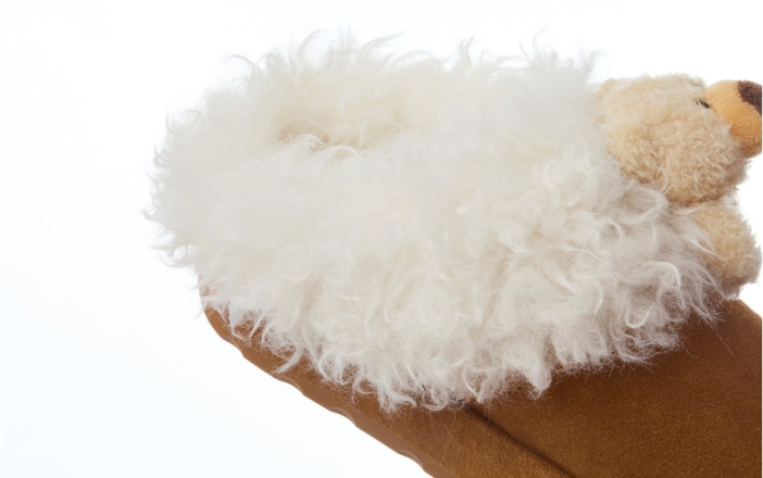 13DE MARZO Logo Fuzzy Snow Slippers Khaki - 13DE MARZO