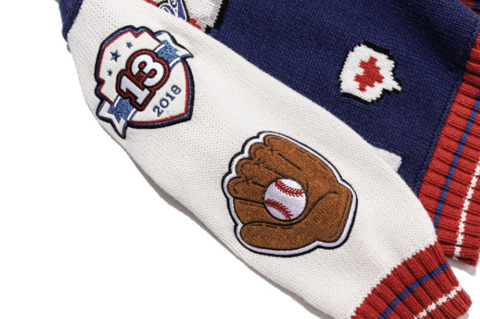 13DE MARZO Pixel Bear Baseball Sweater Blue - 13DE MARZO
