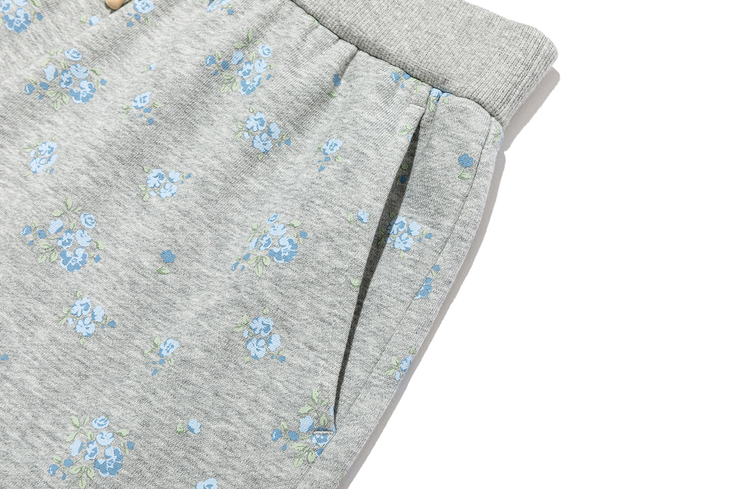 13DE MARZO Floral Print Sweatpants Shorts Grey
