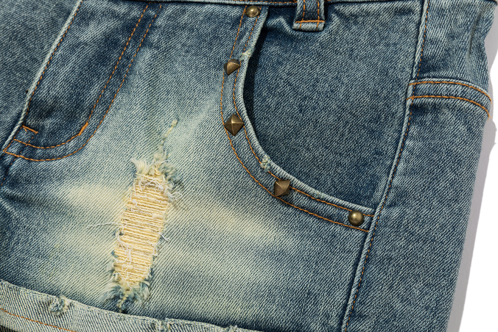 13DE MARZO Metal Waist Chain Jorts - 13DE MARZO