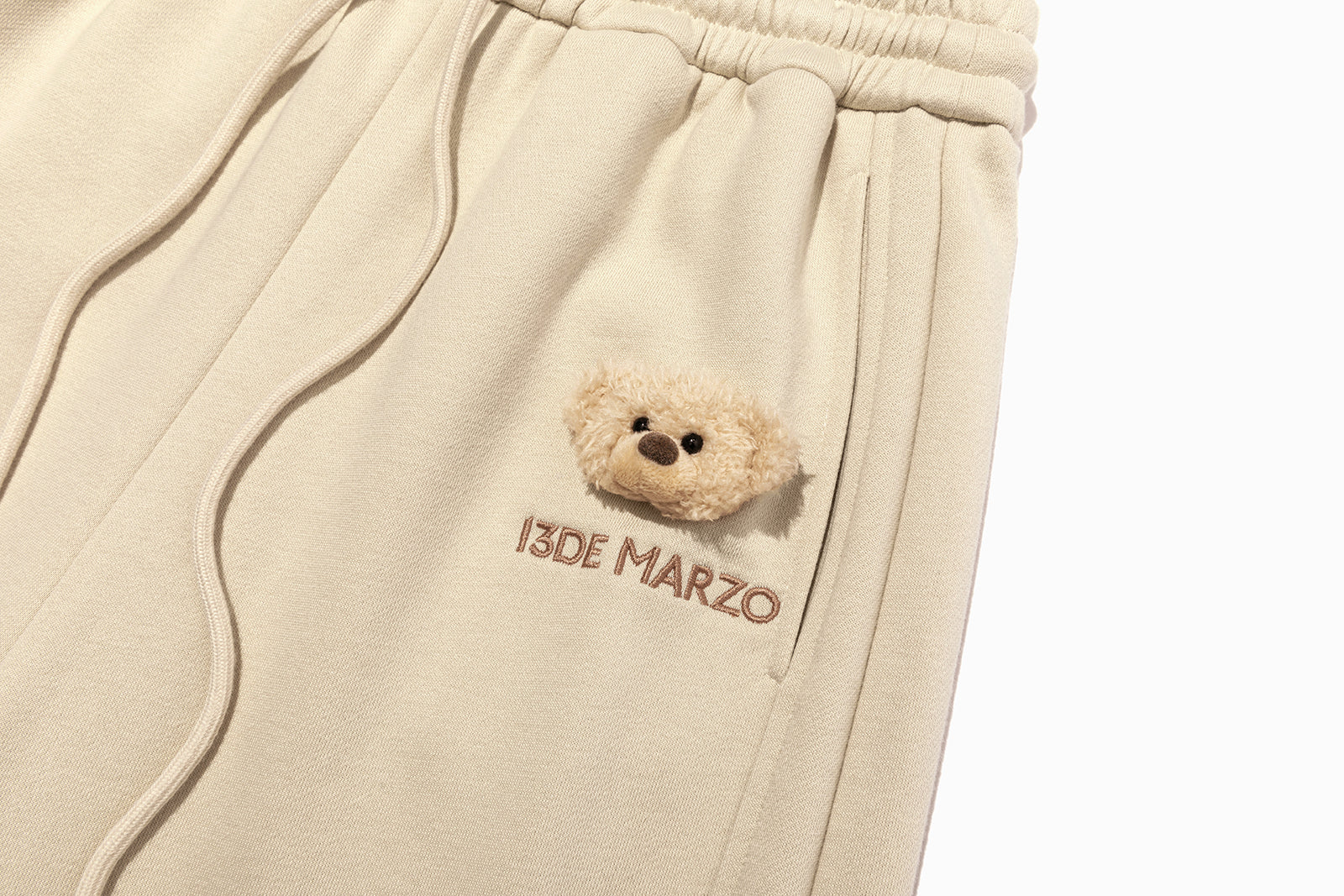13DE MARZO｜Mini Logo String Pants