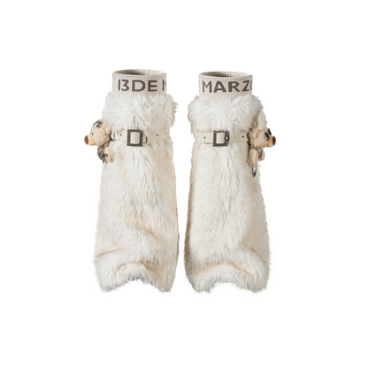 13DE MARZO Rolling Stones Faux Fur Leg Warmer Beige