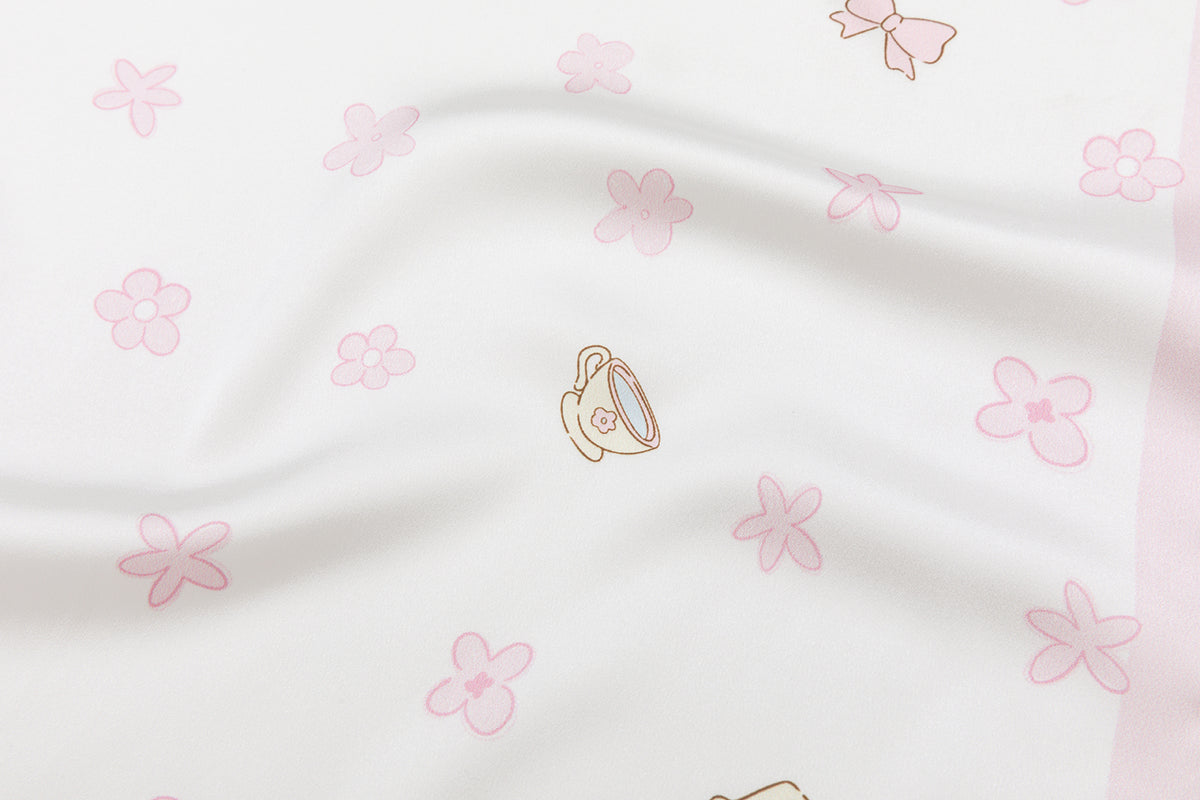 13DE MARZO Floral Room Bear Scarf