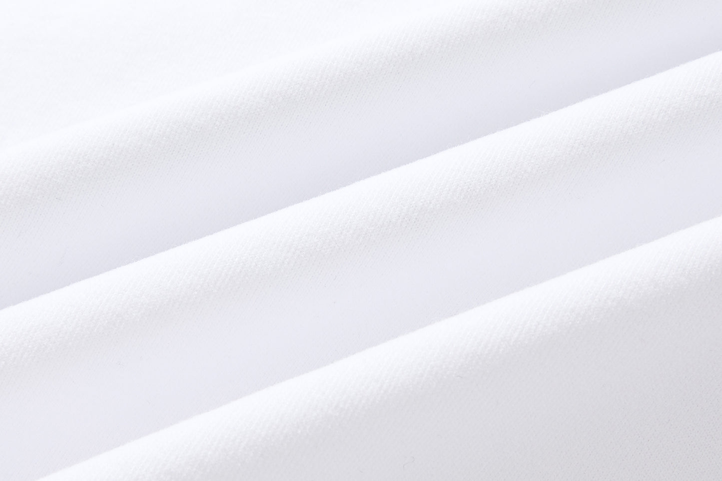 13DE MARZO Bear Macau Resort T-shirt White