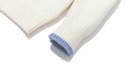 13DE MARZO Marzo Valley Cape Sweater White