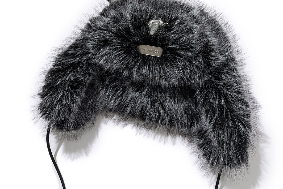 13DE MARZO Rolling Stones Plush Earflap Hat Black