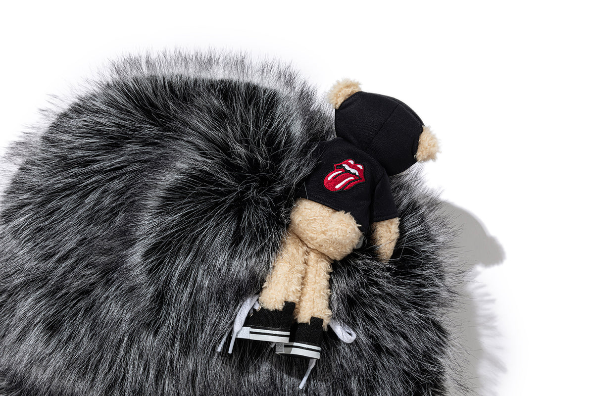 13DE MARZO Rolling Stones Plush Earflap Hat Black
