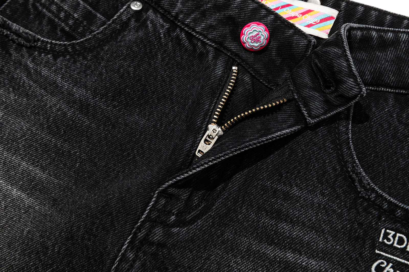 13DE MARZO Lollipop Distressed Denim Shorts Black - 13DE MARZO