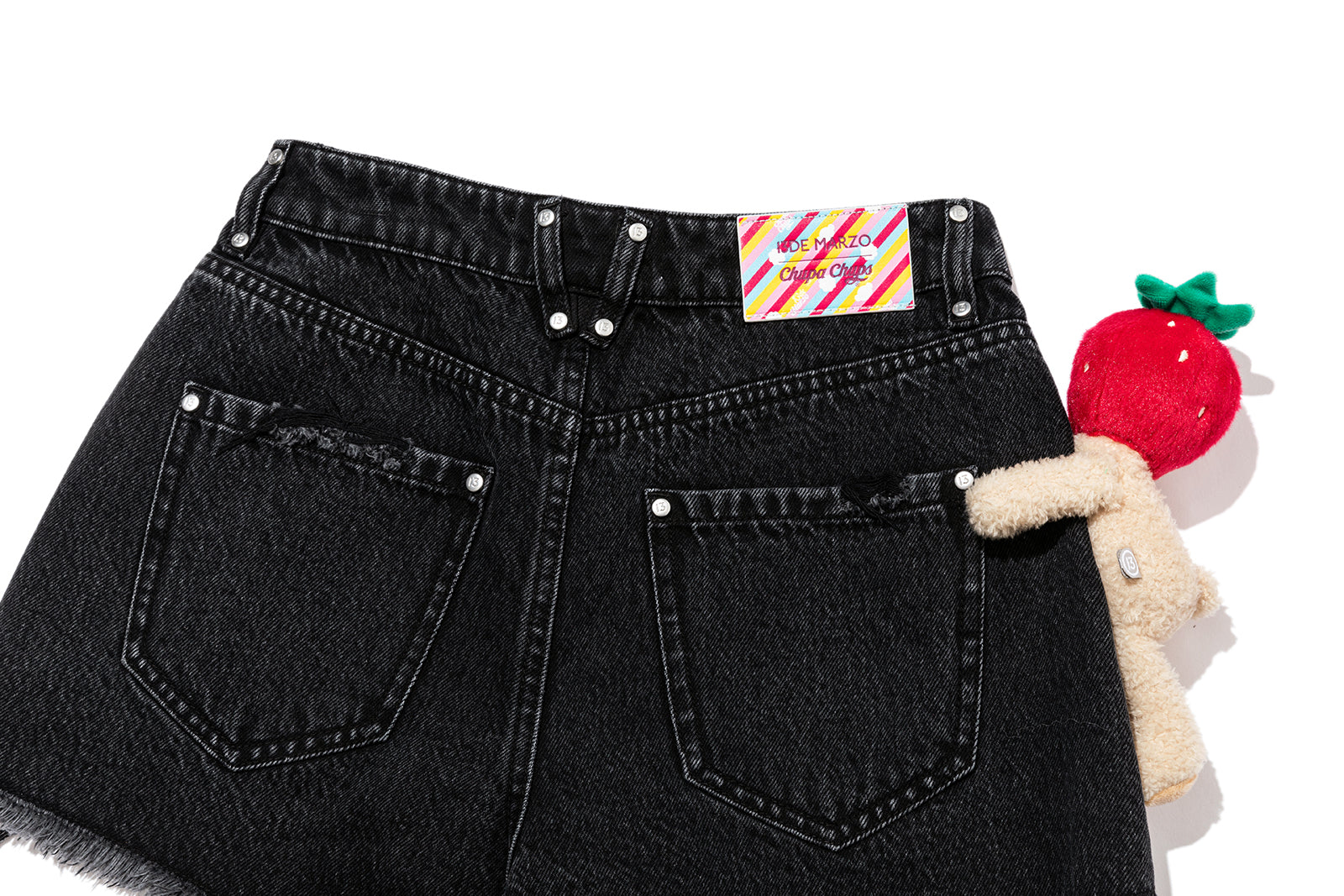 13DE MARZO Lollipop Distressed Denim Shorts Black - 13DE MARZO