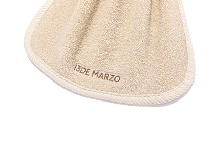 13DE MARZO Bear Hand Towel