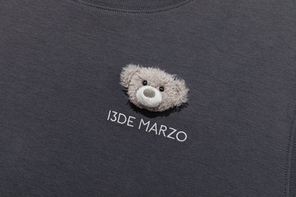 13DE MARZO Mini Bear Crewneck T-shirt Dark Grey