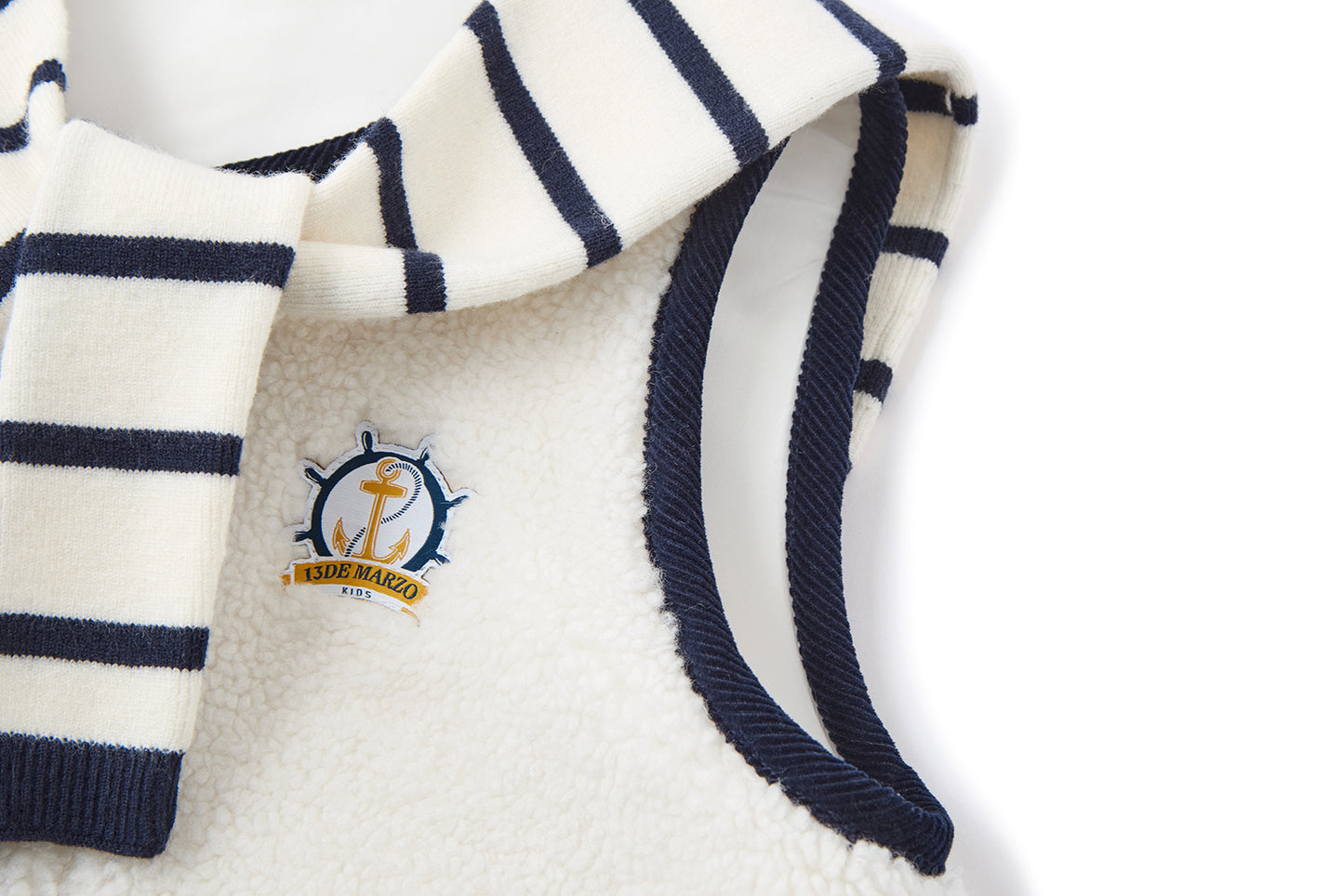 13DE MARZO BabyBear Sailor Collar Shearling Vest