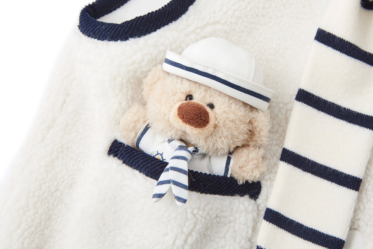 13DE MARZO BabyBear Sailor Collar Shearling Vest