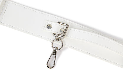 13DE MARZO Hook Buckle Belt Bag White