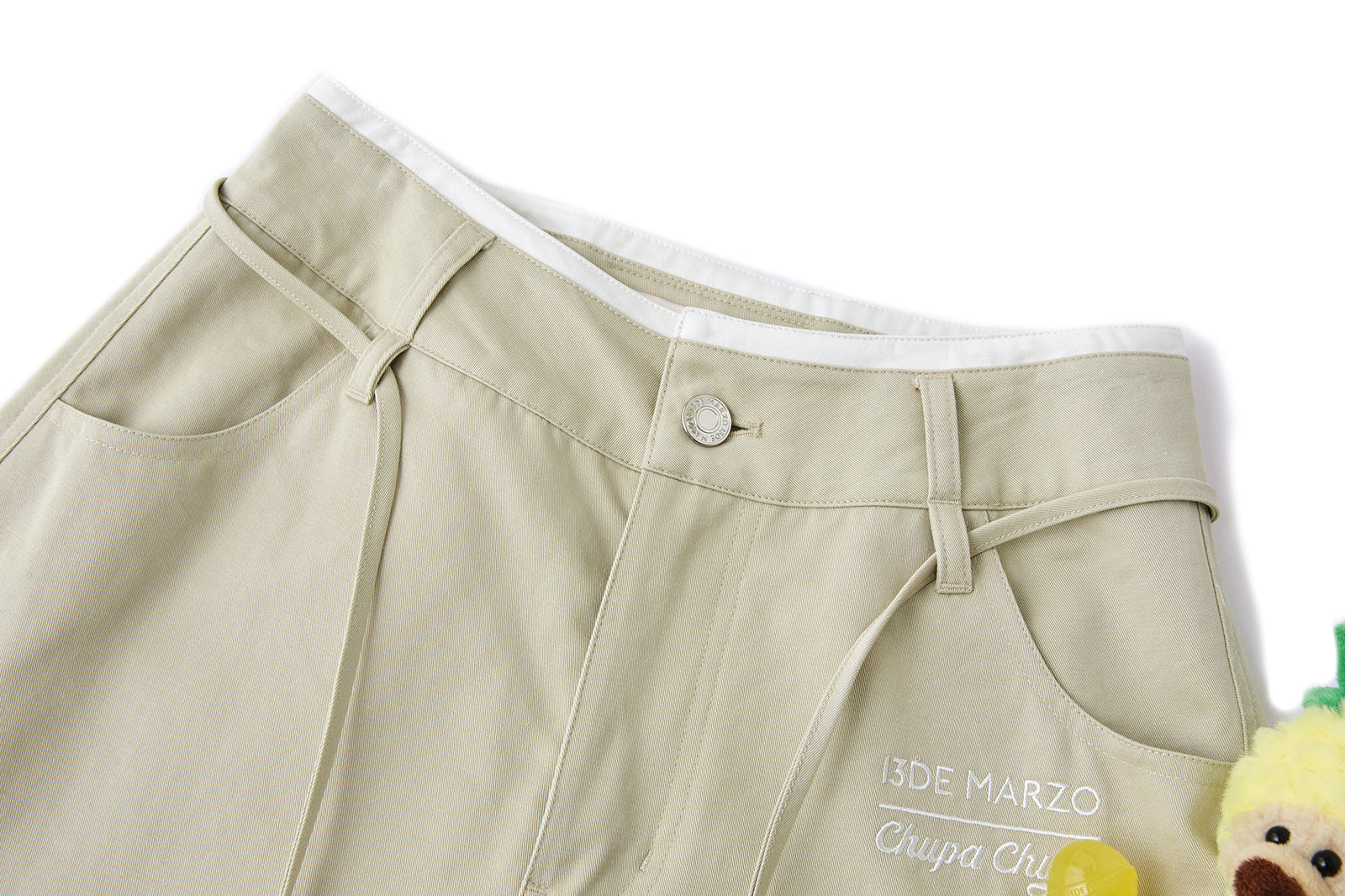13DE MARZO Curved-Hem Cargo Pants Khaki - 13DE MARZO