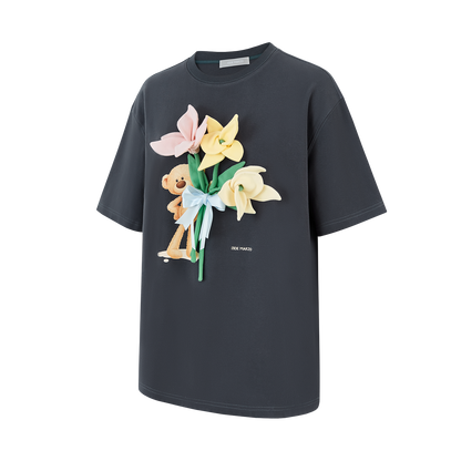 13DE MARZO Bear Offering Flowers 3D T-shirt Dark Grey - 13DE MARZO