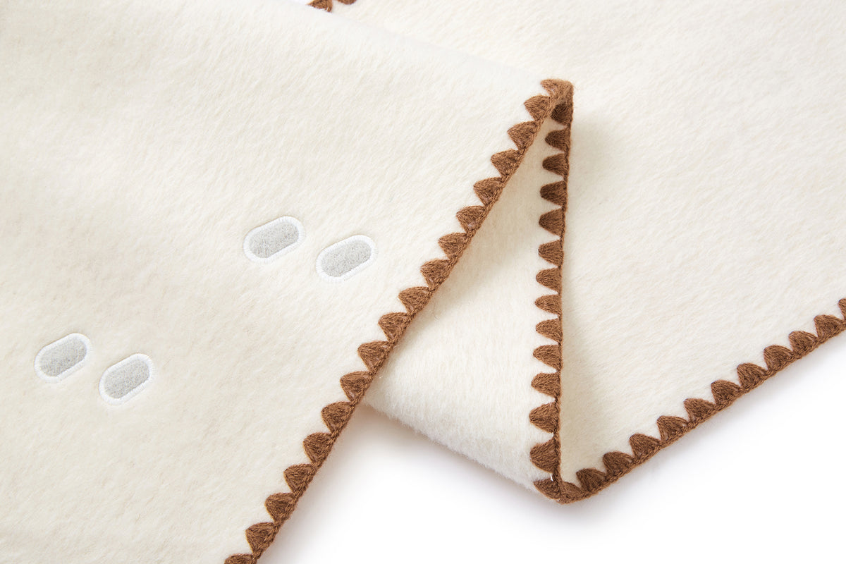 13DE MARZO Snow Bear Mid Length Scarf Coat White