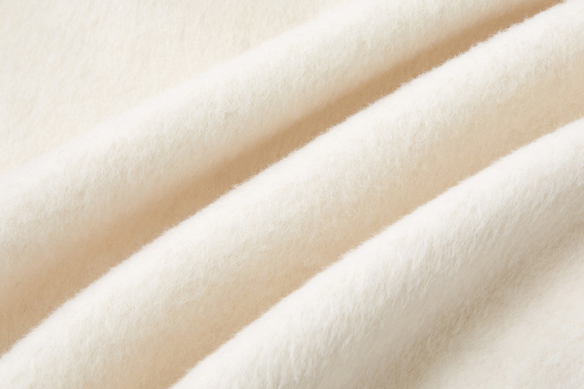 13DE MARZO Snow Bear Mid Length Scarf Coat White