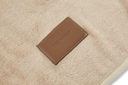13DE MARZO Bear Air Blanket