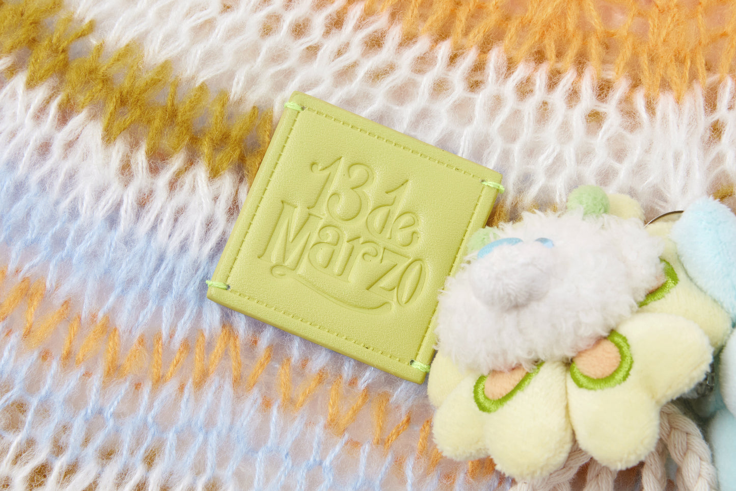 13DE MARZO Hollow Lines Sweater