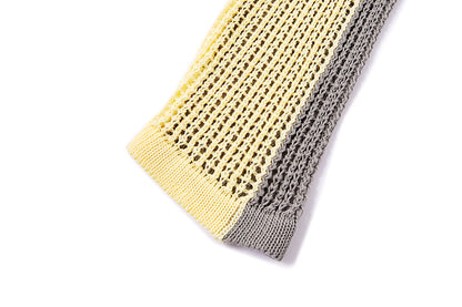 13DE MARZO Rebel Clown Bear Hollow Sweater Yellow