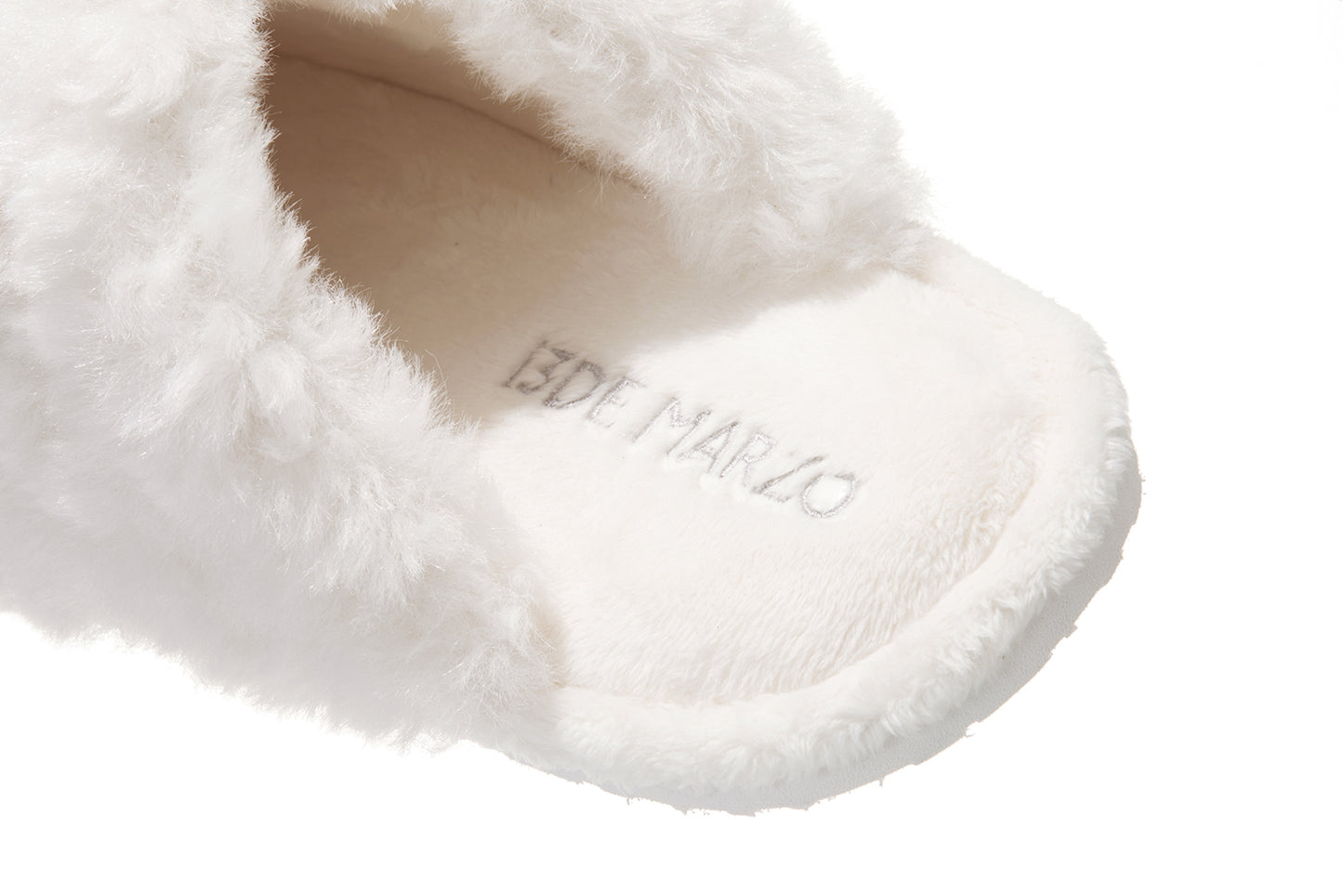 13DE MARZO Indoor Plush Slippers White