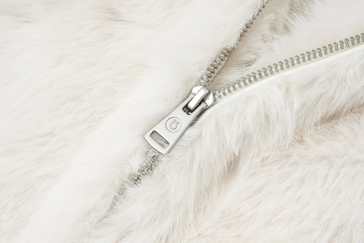 13DE MARZO Luminous Bear Furry Coat White - 13DE MARZO