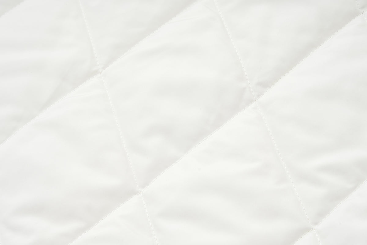 13DE MARZO Luminous Bear Furry Coat White - 13DE MARZO