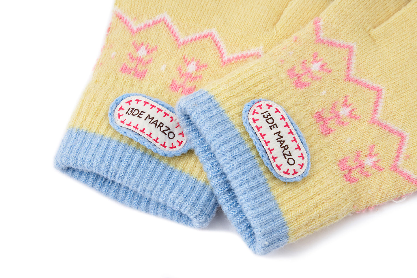 13DE MARZO Marzo Valley Plush Gloves Yellow