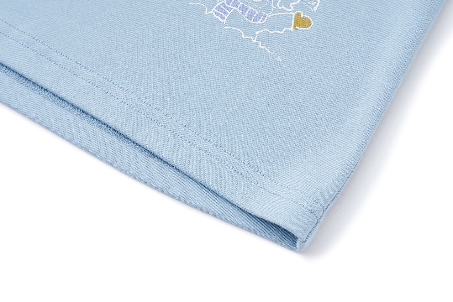 13DE MARZO Graffiti Snow Bear Off Shoulder T-shirt Blue