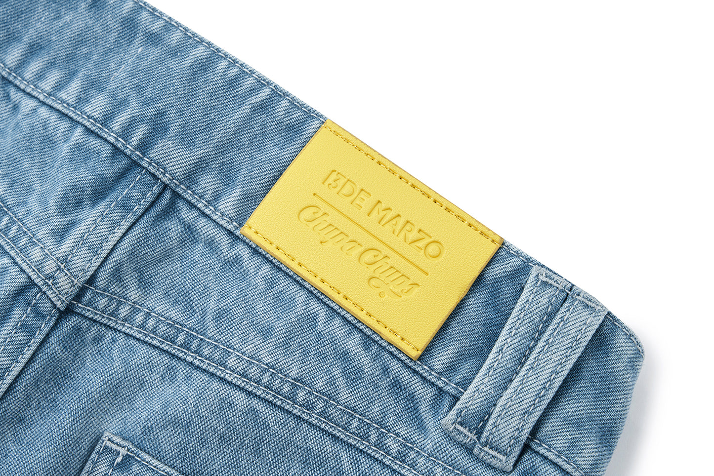 13DE MARZO Lollipop V-Waist Slim-Fit Shorts Blue - 13DE MARZO