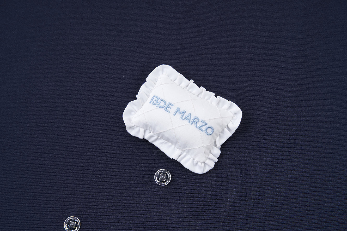 13DE MARZO Nighty Night Bear Collar T-shirt Navy Blue