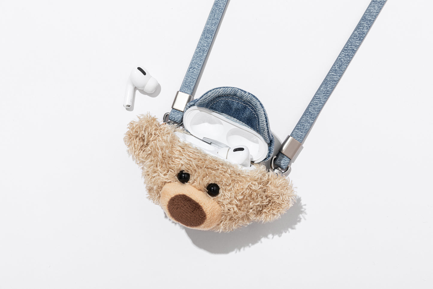 13DE MARZO Bear AirPods Bag