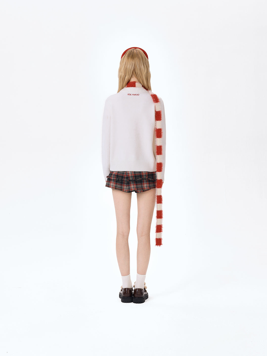 13DE MARZO Bear Thin Scarf Sweater White - 13DE MARZO