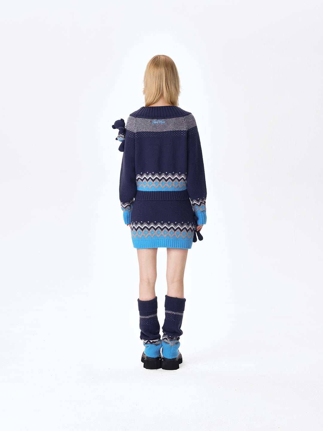 13DE MARZO Fair Isle Bear Off Shoulder Sweater Navy Blue - 13DE MARZO