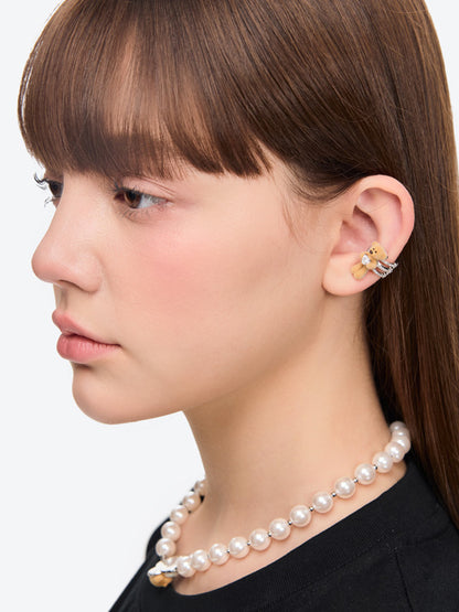 13DE MARZO Bear Hug Heart Ear Cuff - 13DE MARZO