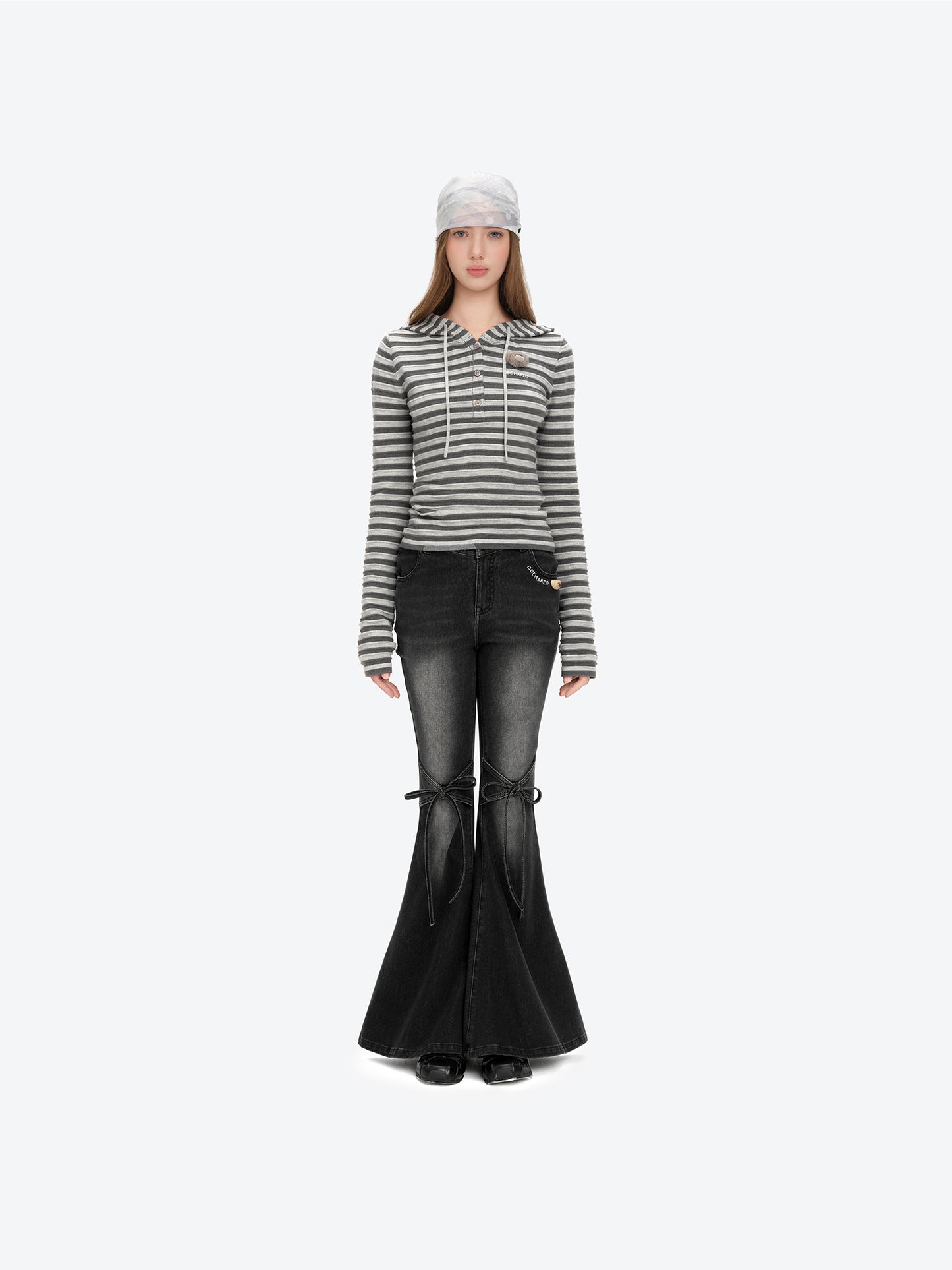 13DE MARZO Pencil Fit Mermaid Flare Pants Black
