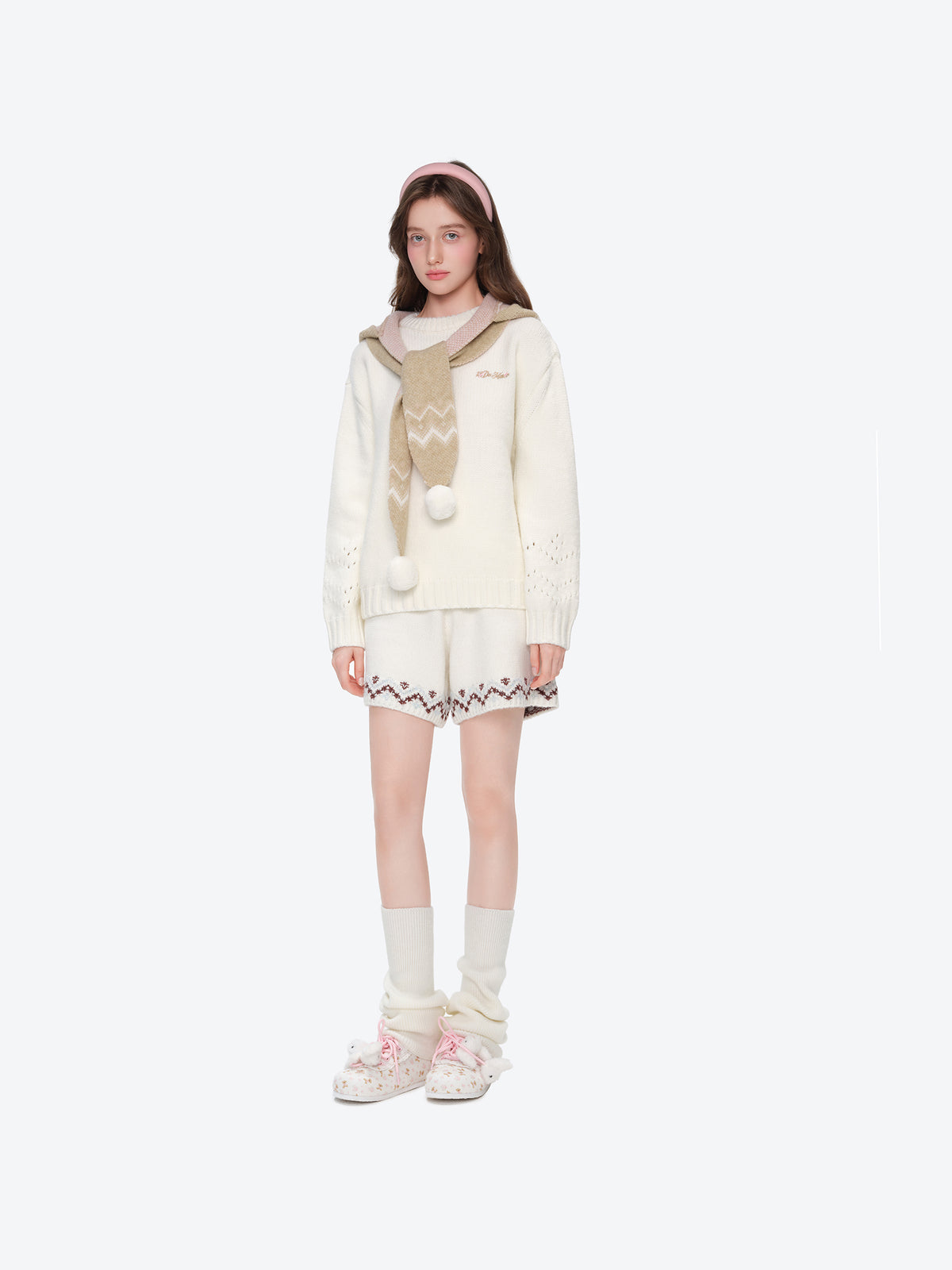 13DE MARZO Fair lsle Hooded Cape Pullover Sweater White